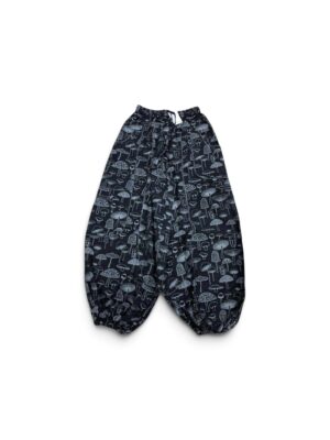Freizeit-Hose weiß, mit "Mushroom"-Aufdruck